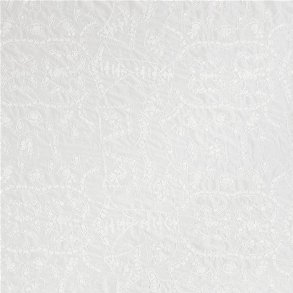 lily pond sheer - white