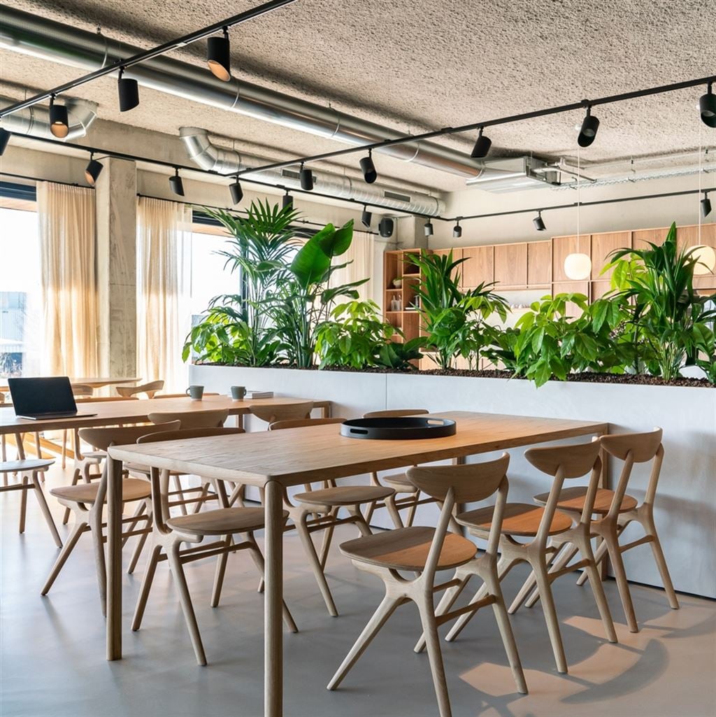 Air Dining Table