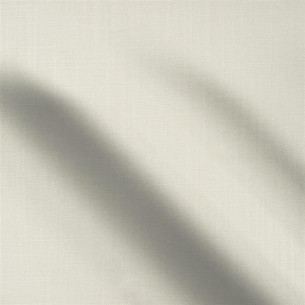 ashleam - eggshell