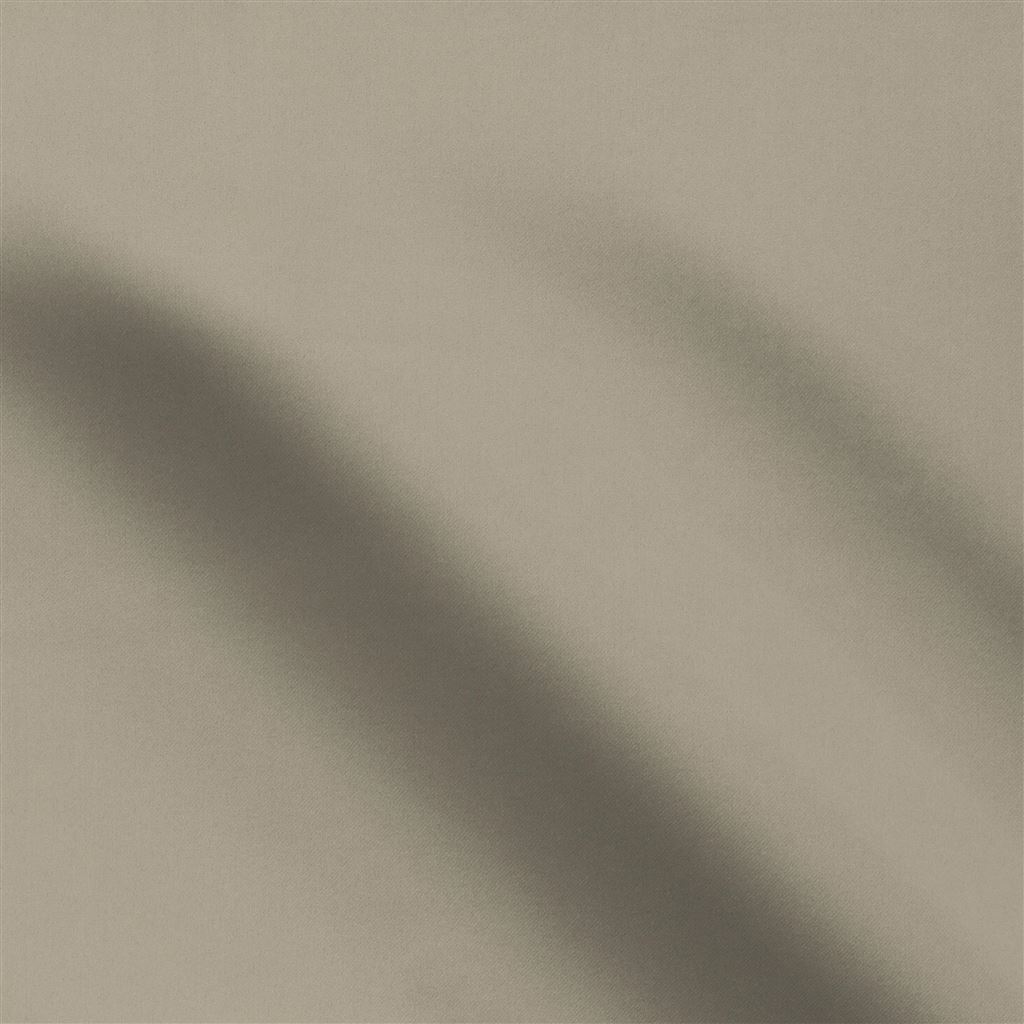 Mezzola Moda Putty