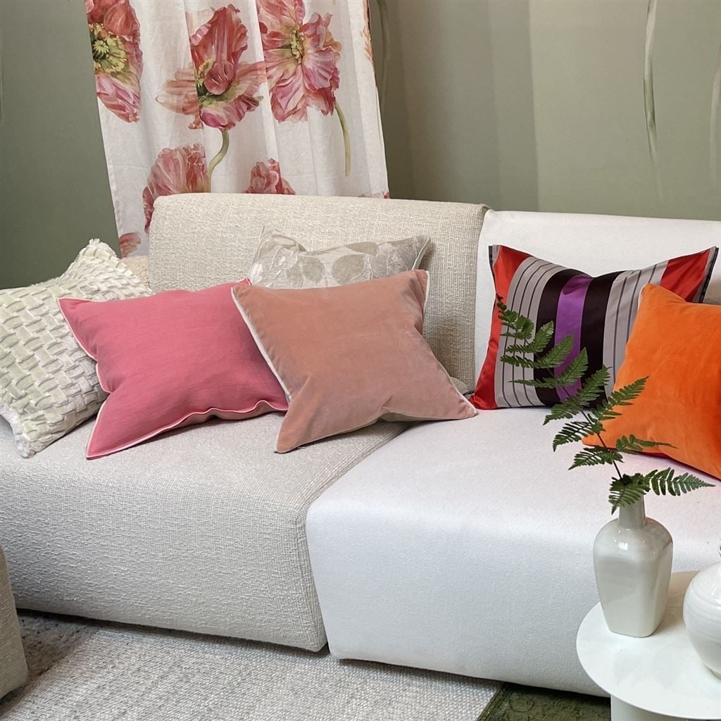 Varese Linen & Cameo Cushion