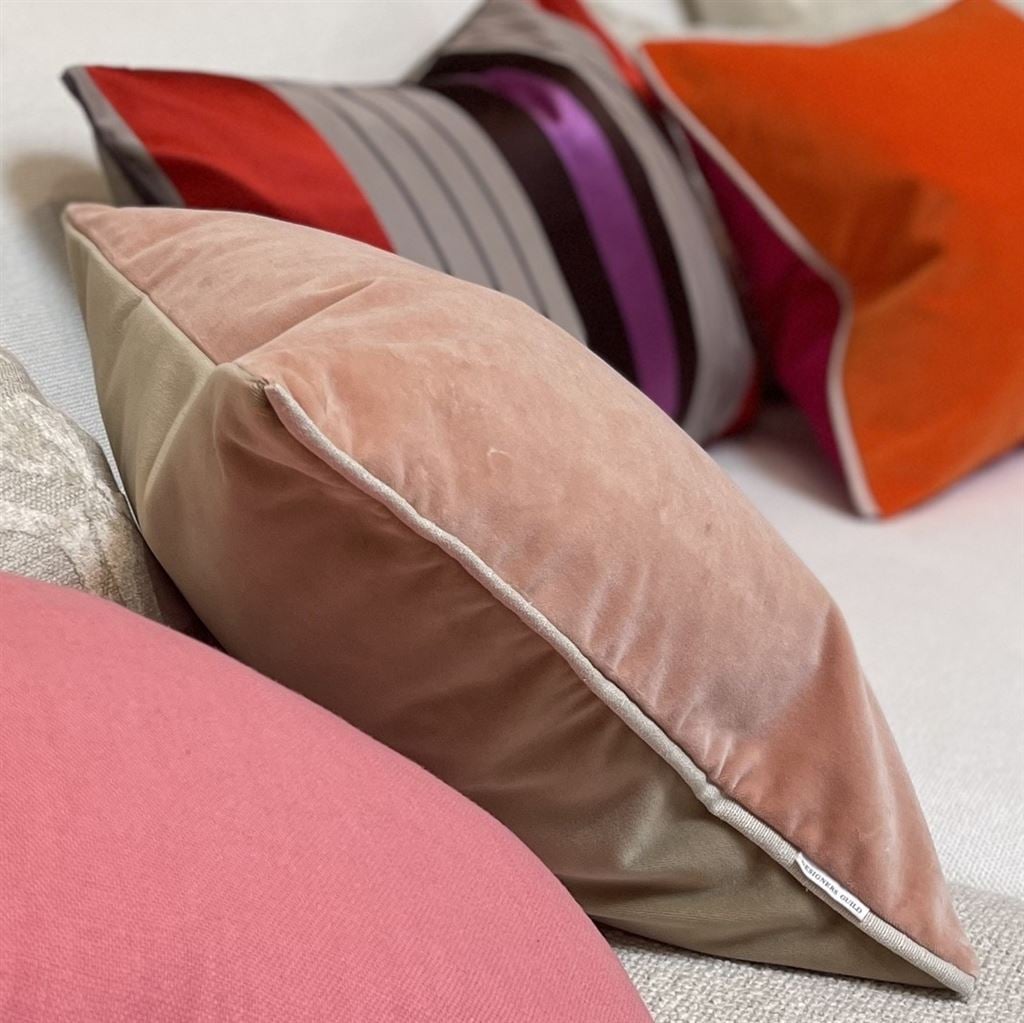 Varese Linen & Cameo Cushion