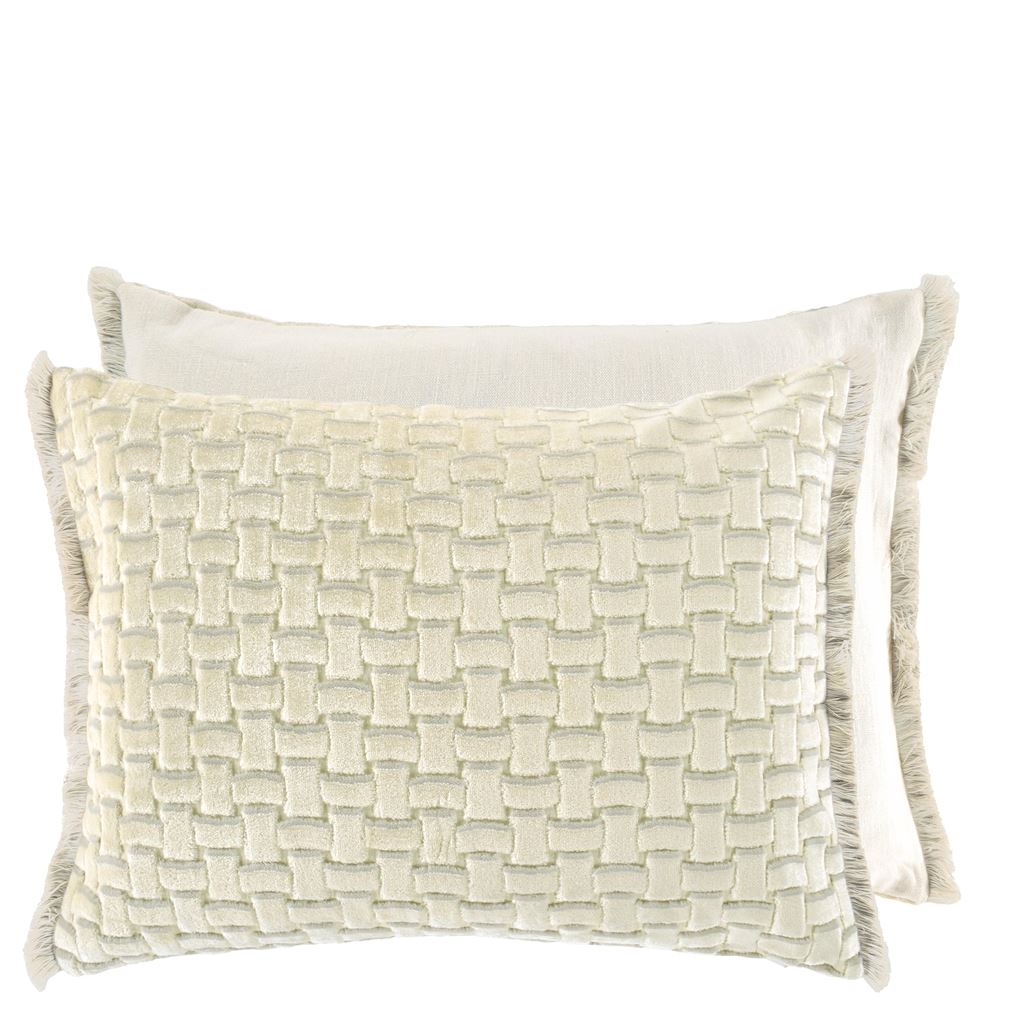 soranzo oyster cushion