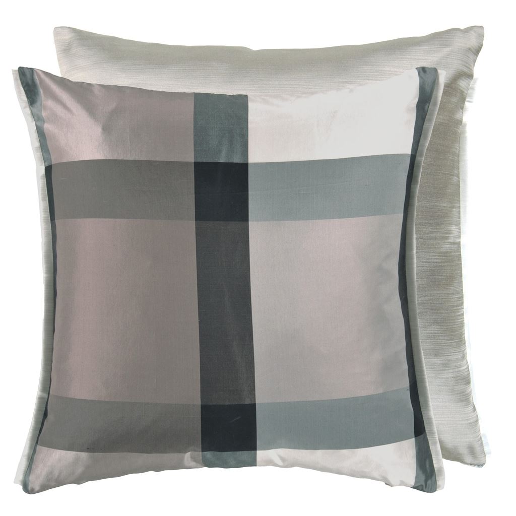 varanasi taupe cushion