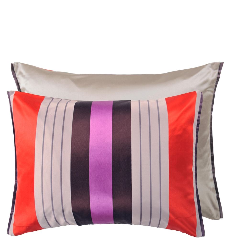 joduri magenta cushion