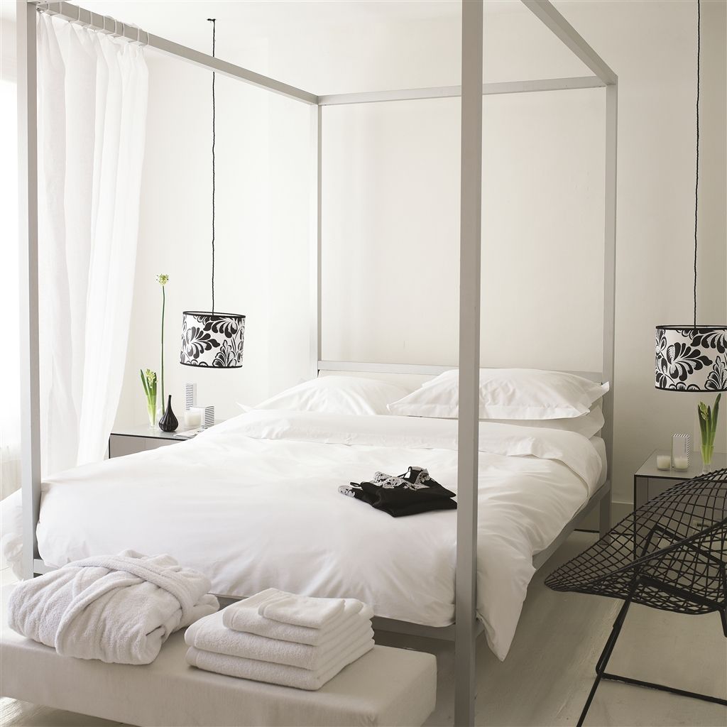 Tortona White Bed Linen