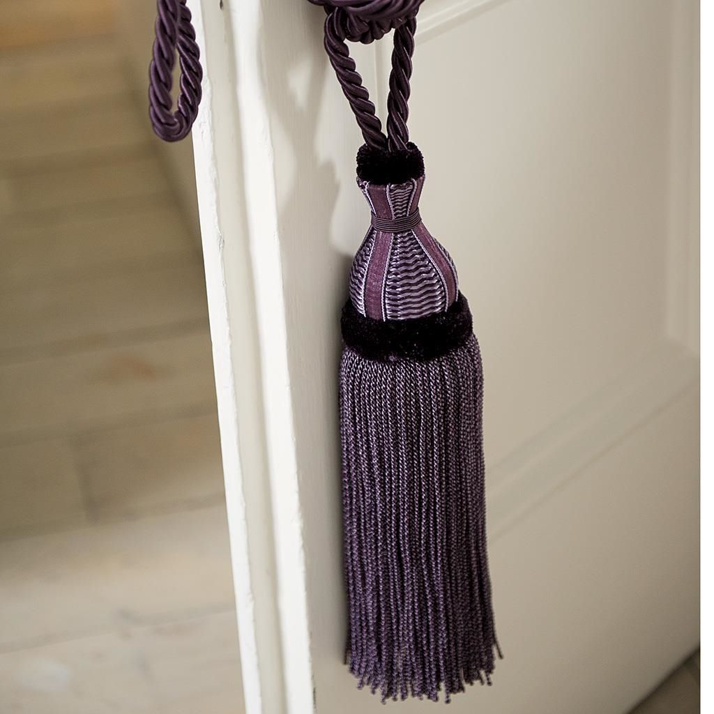 Villesavin tie-back - Currant