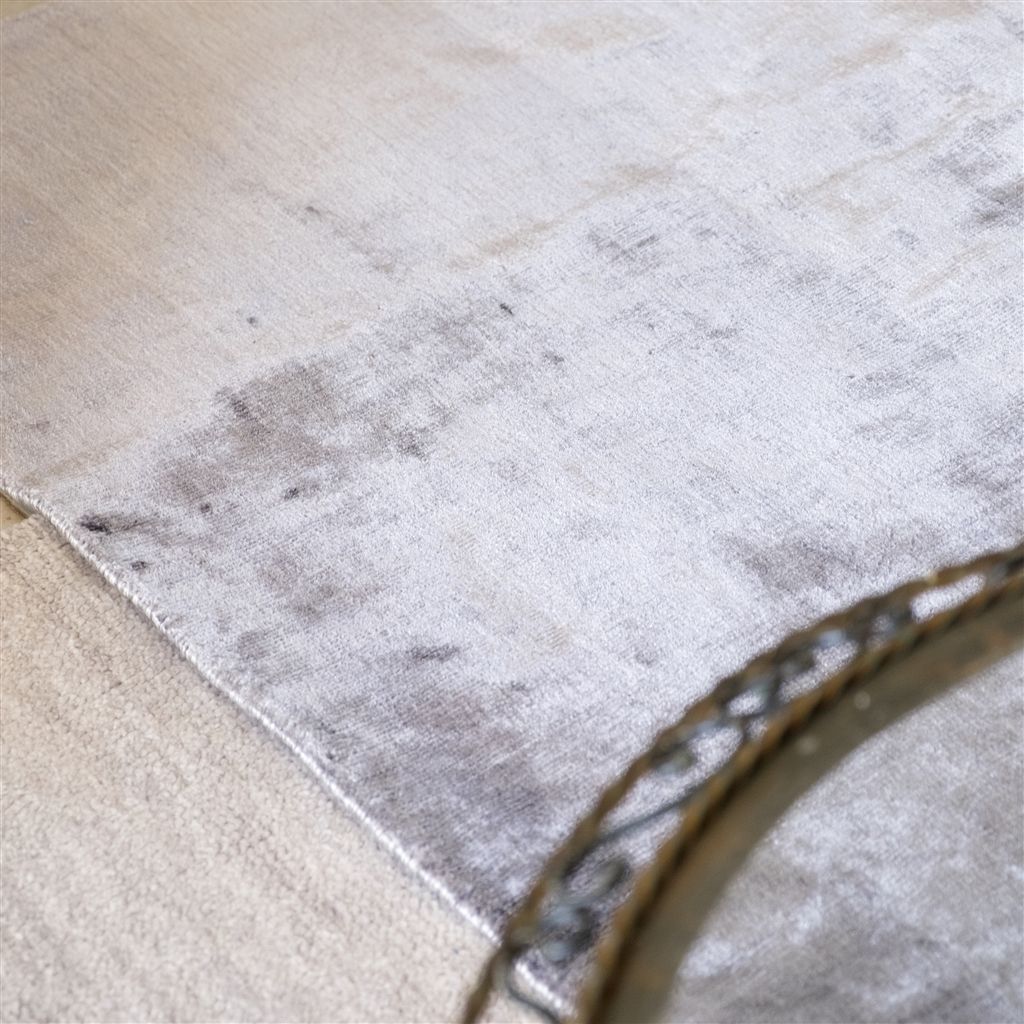 Eberson Platinum Rug