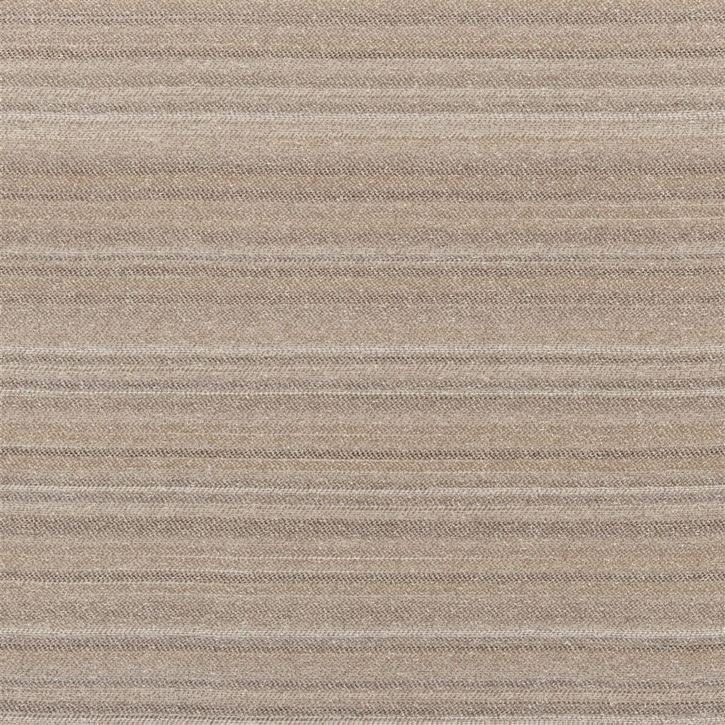 Bentham - Natural Cutting
