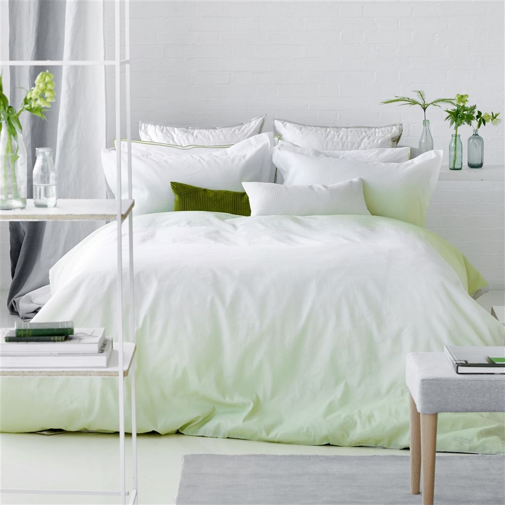 Saraille Moss Bedding