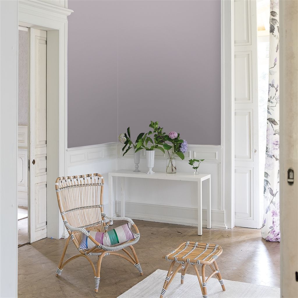 LEADED MAUVE NO. 152 PAINT