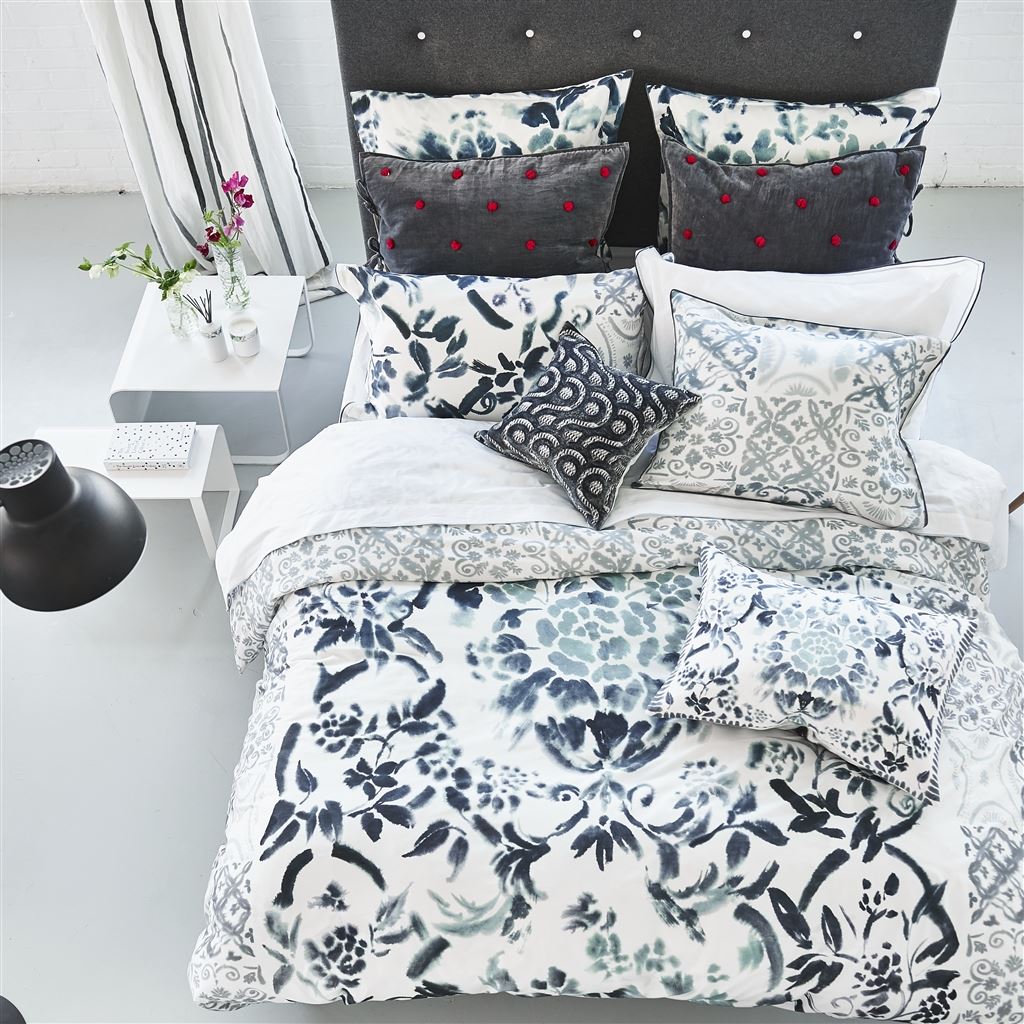 Cellini Graphite Bedding