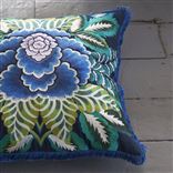 Coussin Rose De Damas Embroidered Indigo