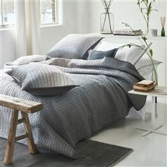 Savoie Dove Quilt