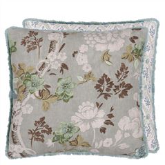 Eagle House Damask Seagrass English Heritage Throw Pillow