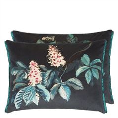 Pasqueflower Decorative Pillow 