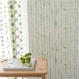 Striped wallpaper with classic linear pattern and 