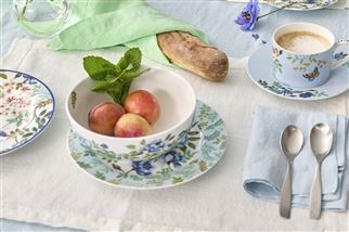 Kitchen & Dining