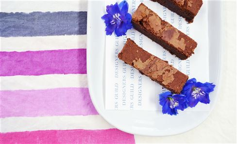 Valentine's Chocolate almond brownies