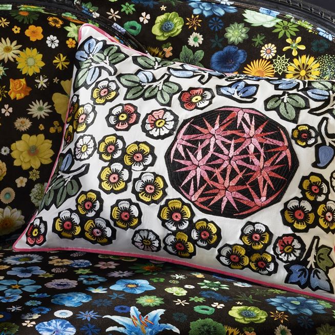 Garden Mix Multicolore Decorative Pillow