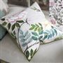 Porcelaine De Chine Cameo Linen Decorative Pillow