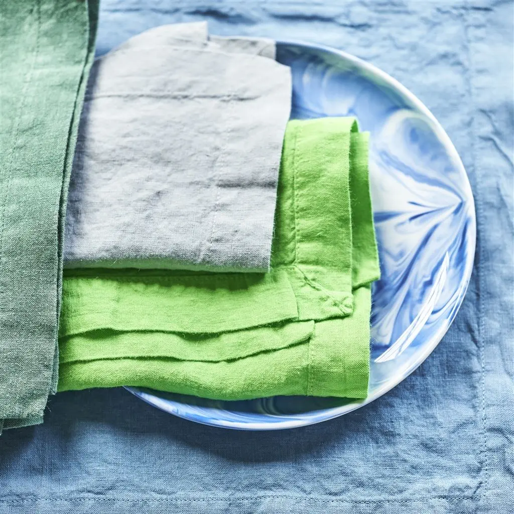 Lario Grass Linen Table Cloth, Runner, Placemats & Napkins