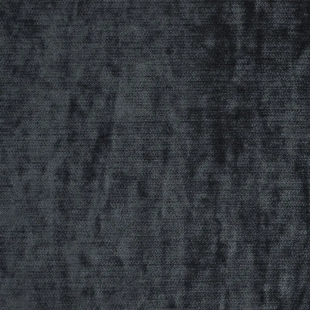 Roxton - Gunmetal Cutting