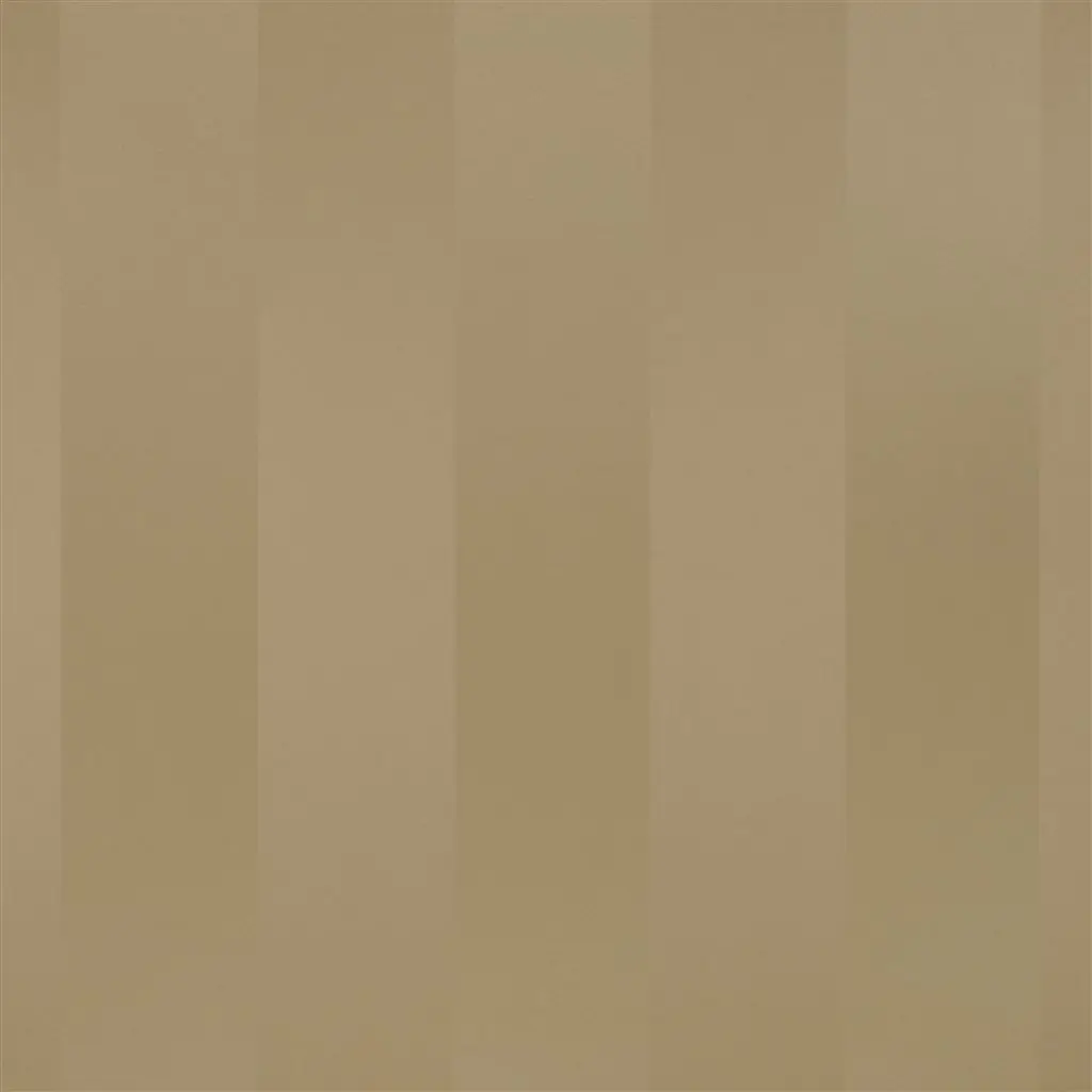 Foyle - Nutmeg Cutting