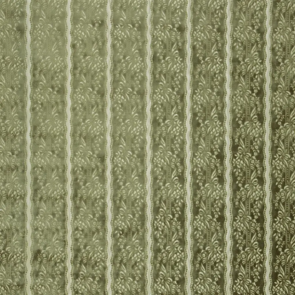 Gilpin - Doeskin Cutting