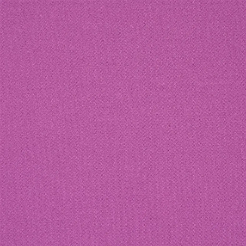Aviano - Plum Cutting