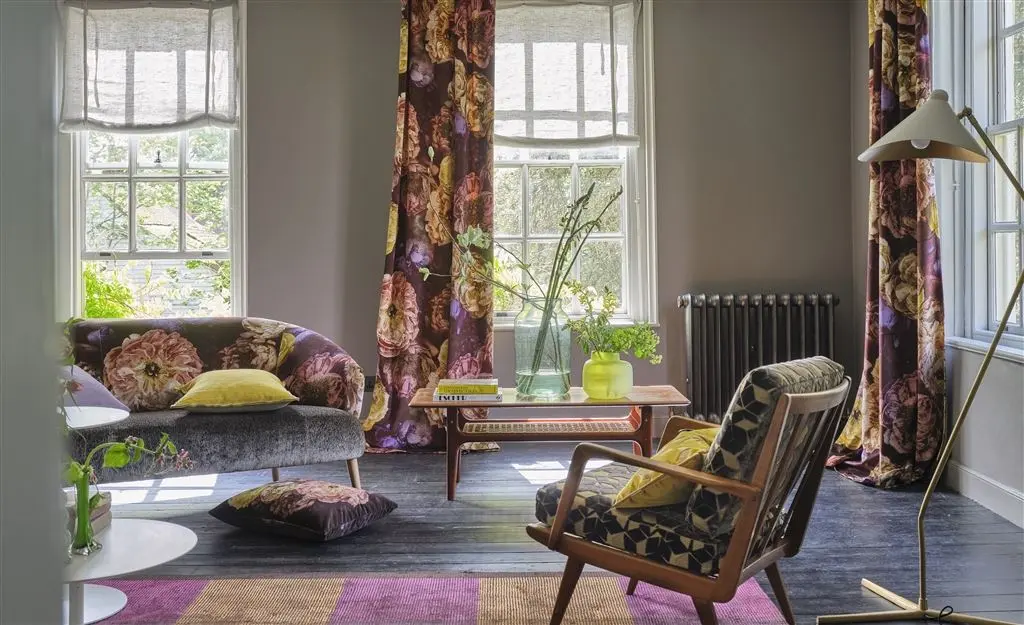 Le Poème De Fleurs Fabrics