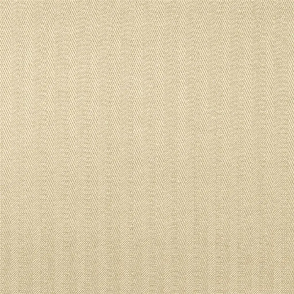 Crawton - Linen Cutting
