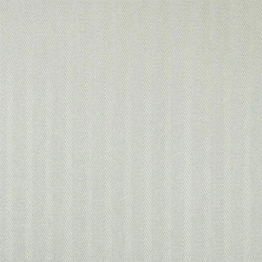 Crawton - Silver Cutting