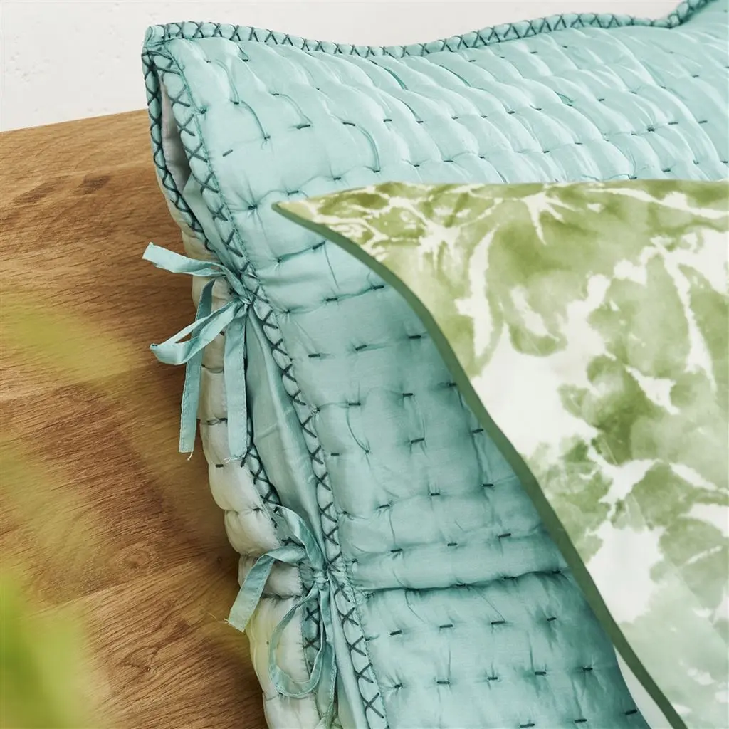 Chenevard Sky & Cloud Quilts & Pillowcases