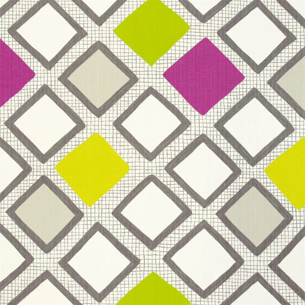 Miami - Pebble Cutting