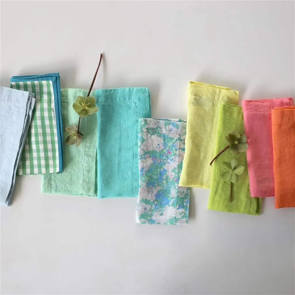 Lario Lemongrass Linen Placemats & Napkins