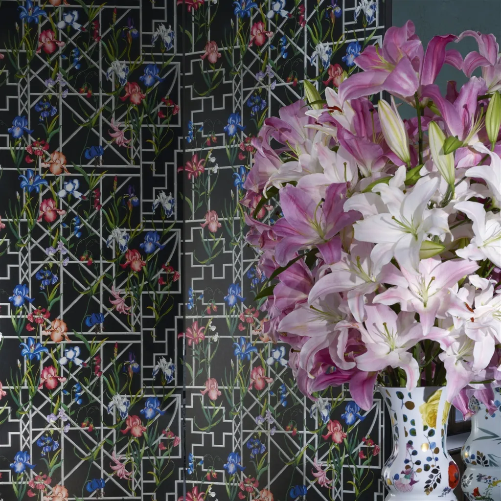 Fretwork Garden Jais