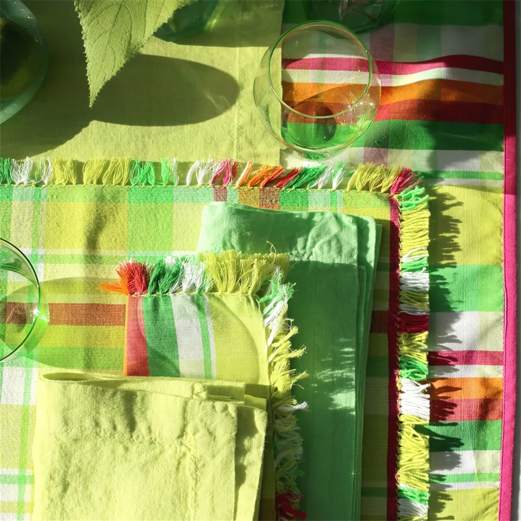 Lario Lemongrass Linen Placemats & Napkins