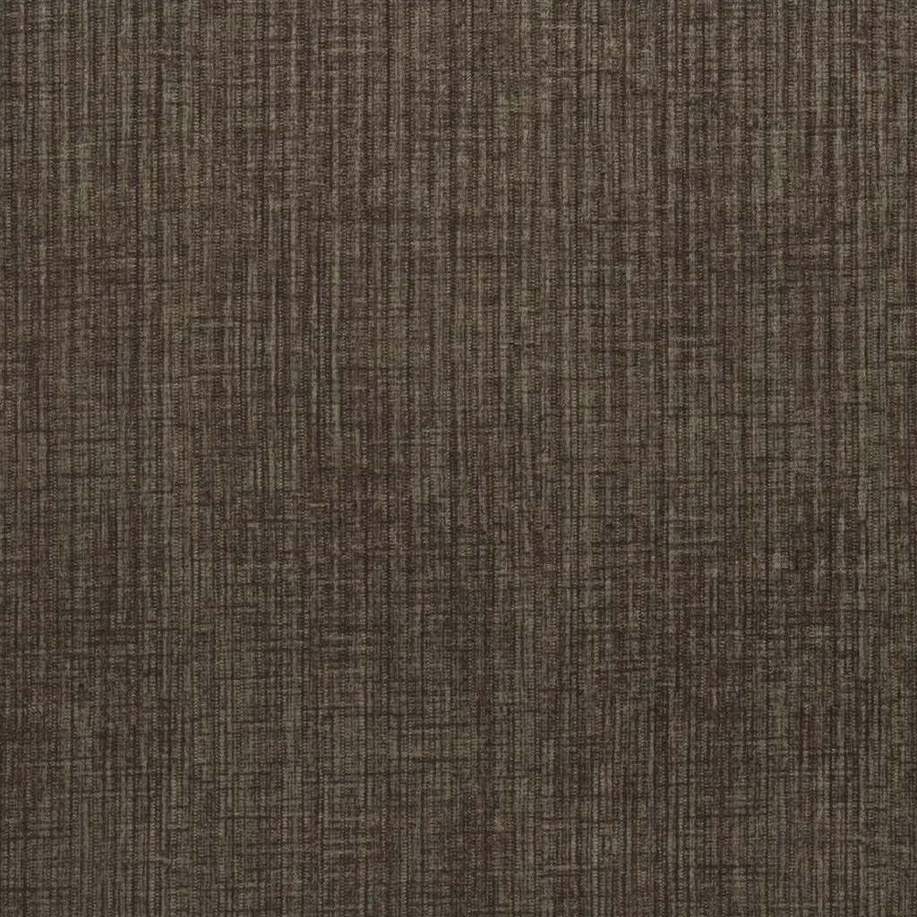 Hetton - Walnut Cutting