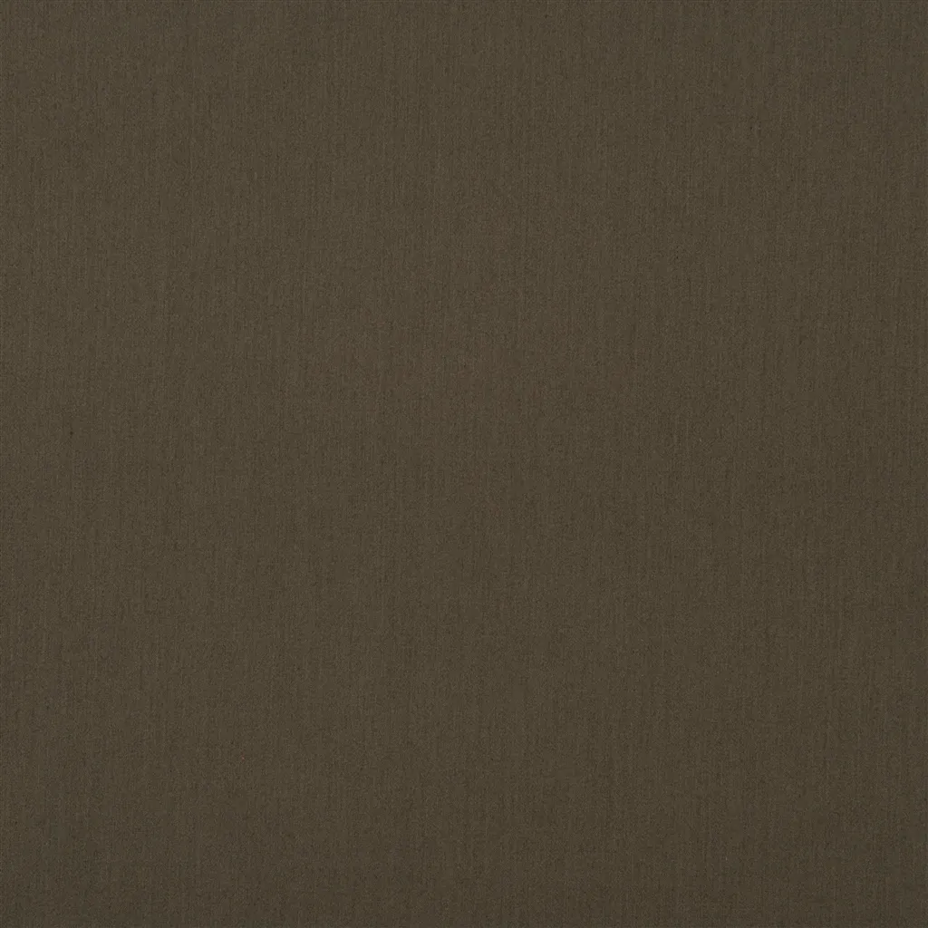 Perledo - Walnut Cutting
