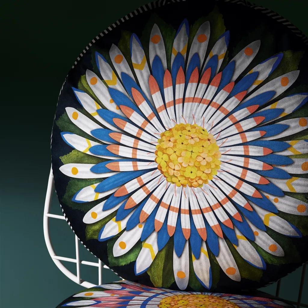 Fleur Fardee Fleuve Cushion