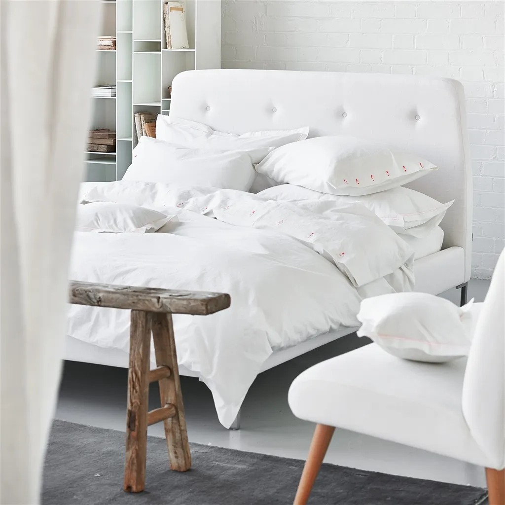 Cosmo Bed