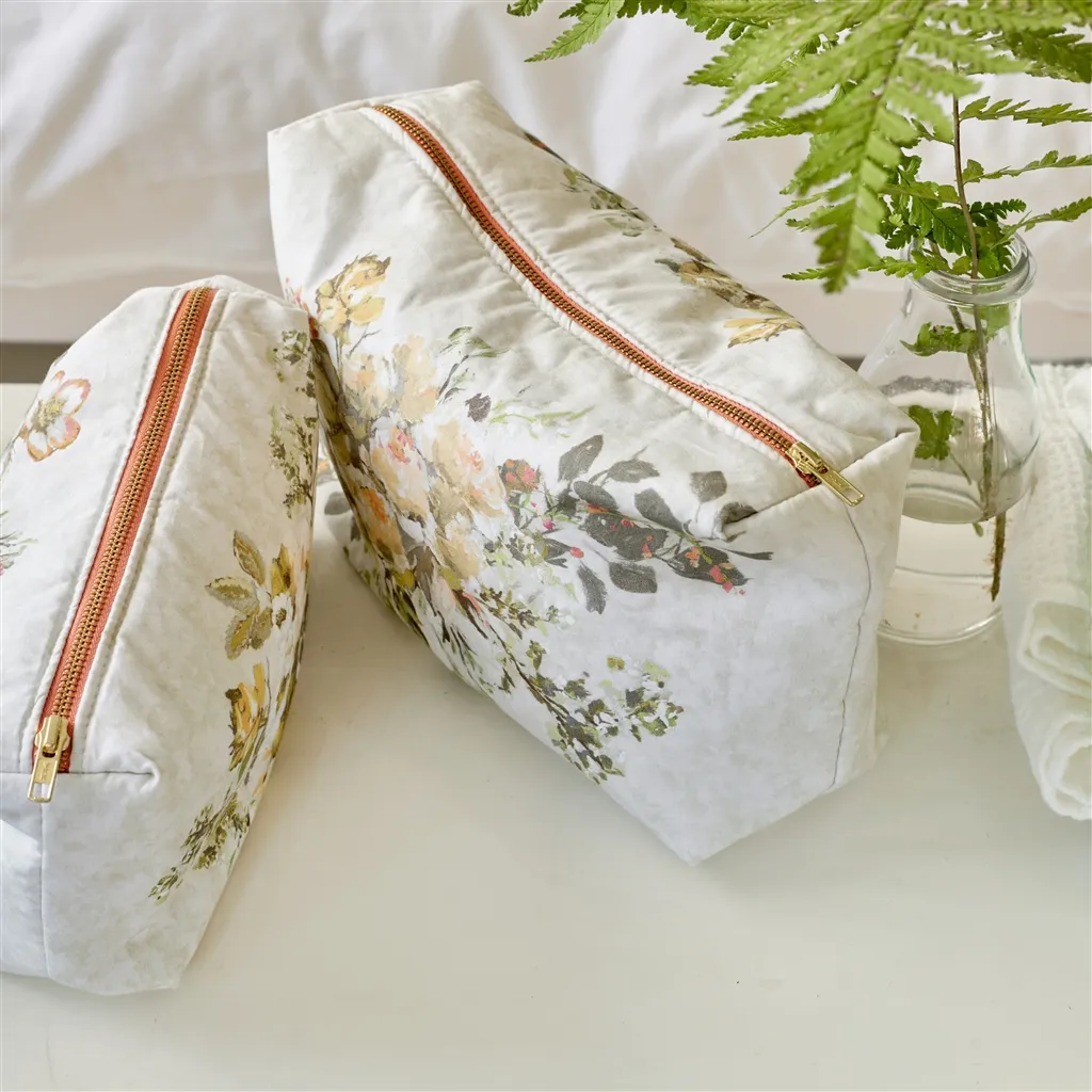 Margaretta Sepia Small Washbag