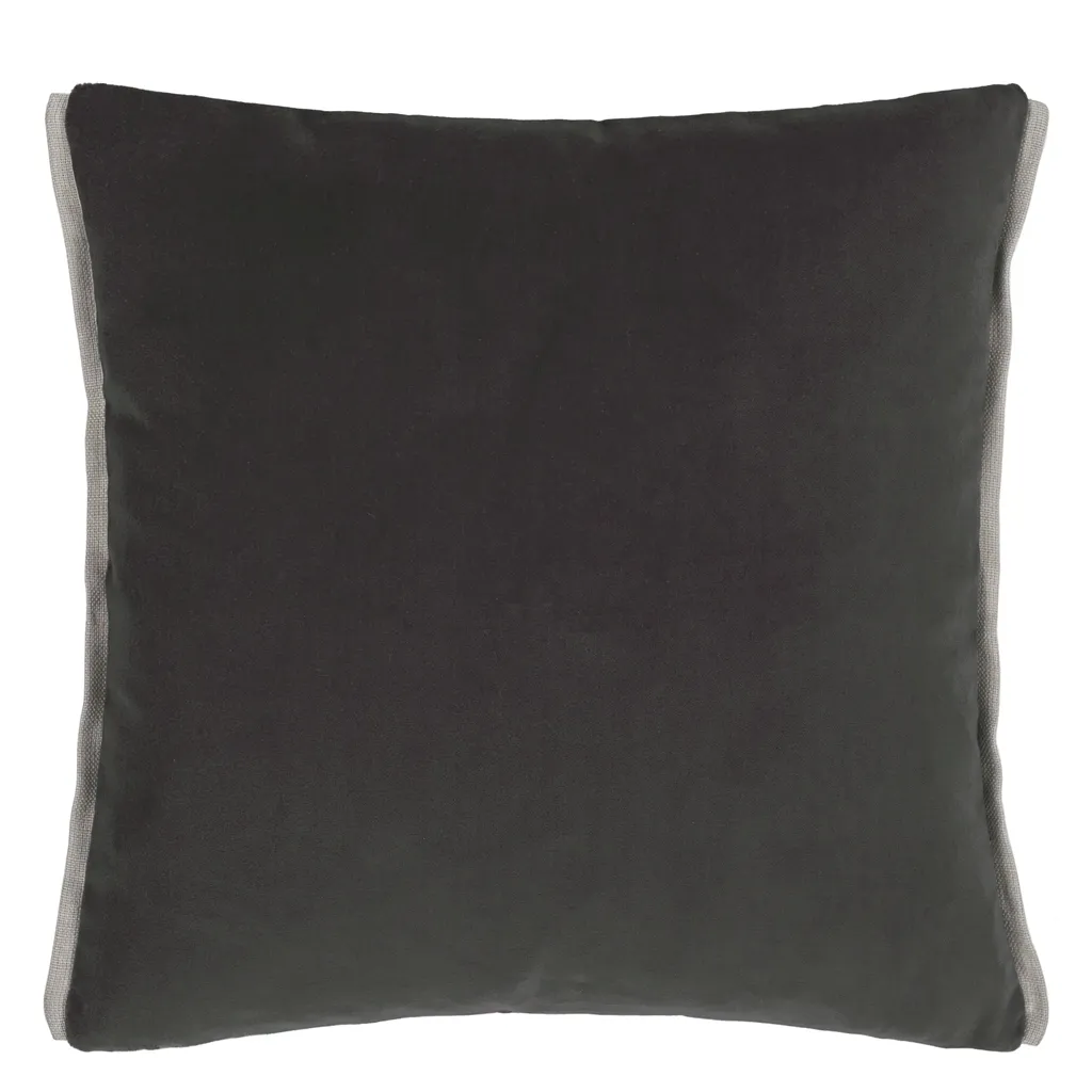 Varese Granite & Delft Cushion