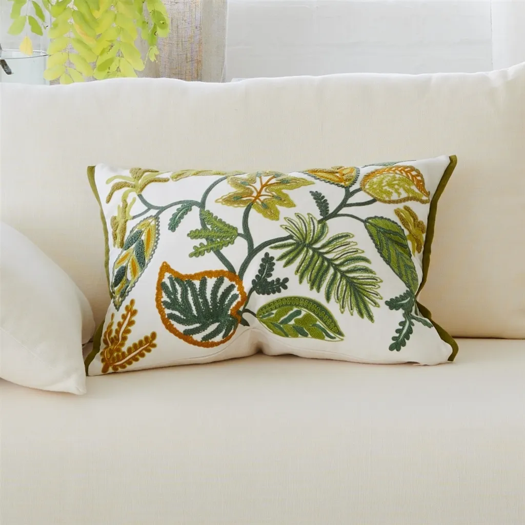 Foglia Decorativa Moss Embroidered Cushion