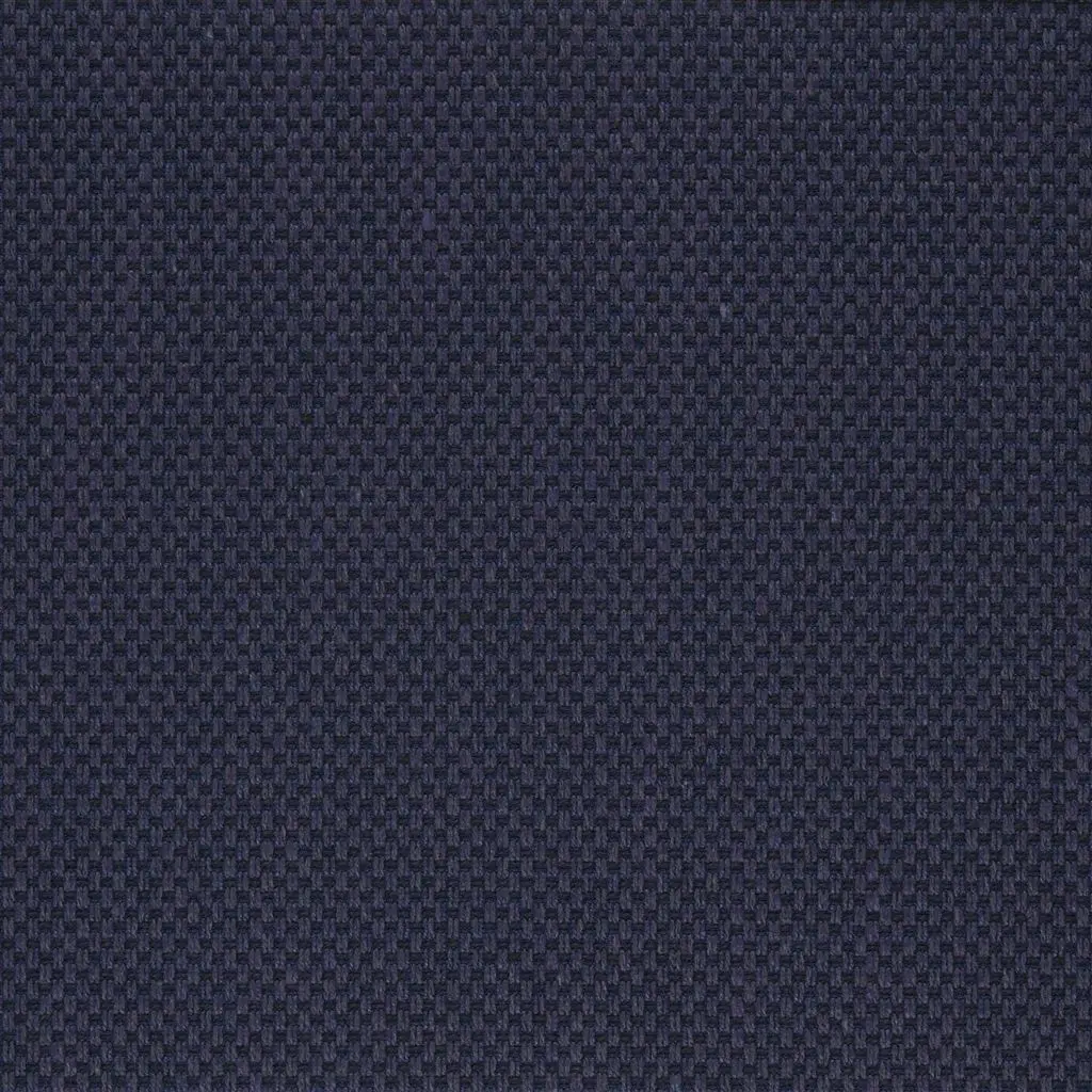 Eton - Aubergine Cutting