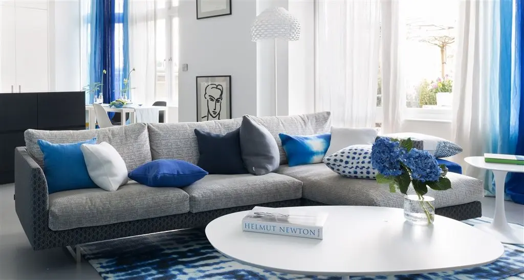 INTERIOR DESIGN AND PERSONAL SHOPPING SERVICE