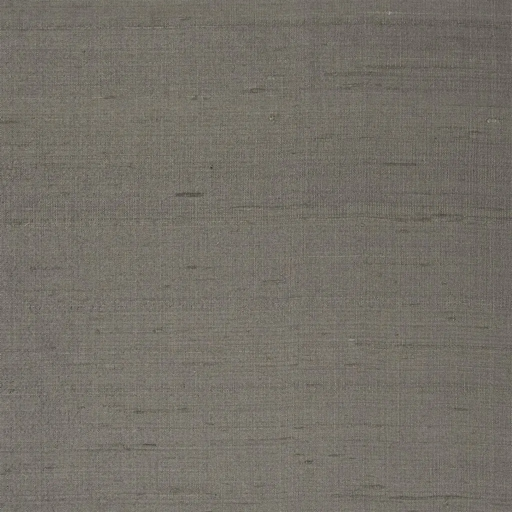 Chinon - Charcoal Cutting