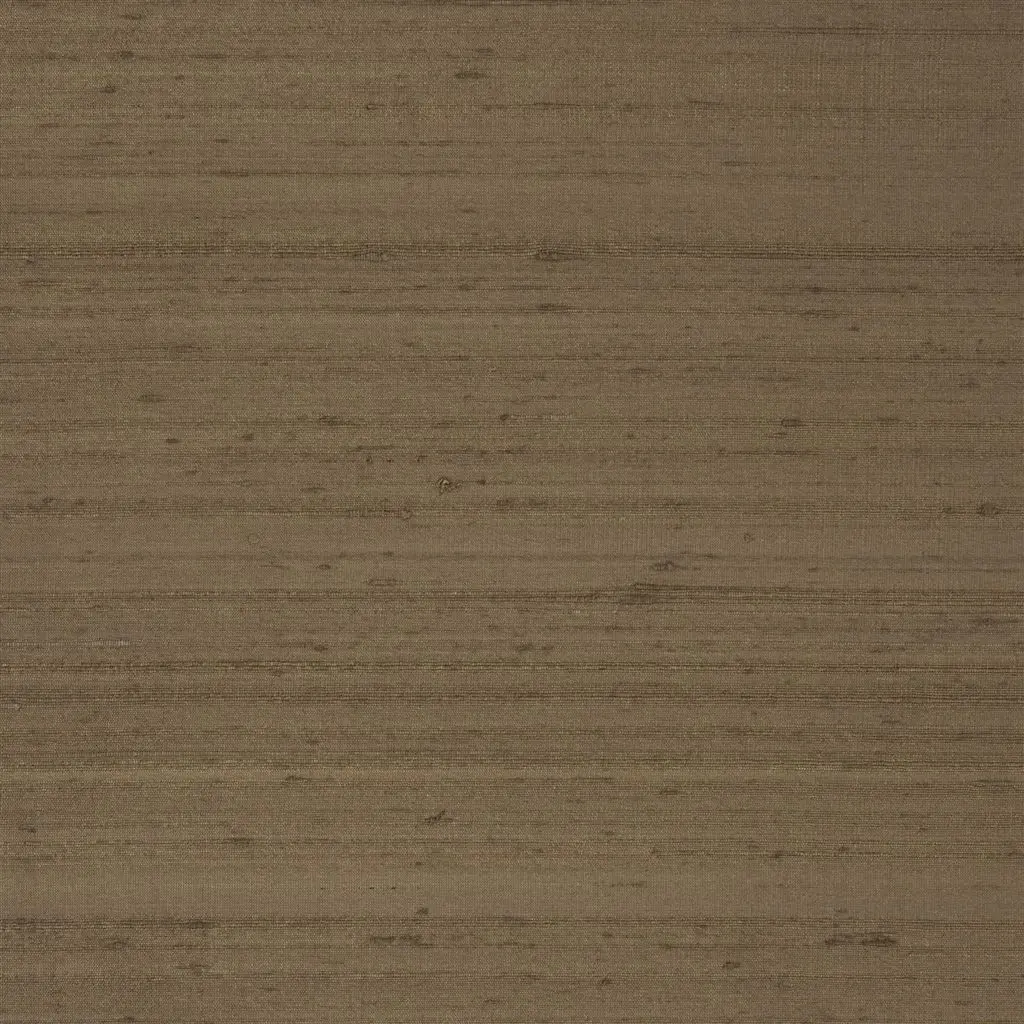Chinon - Nutmeg Cutting