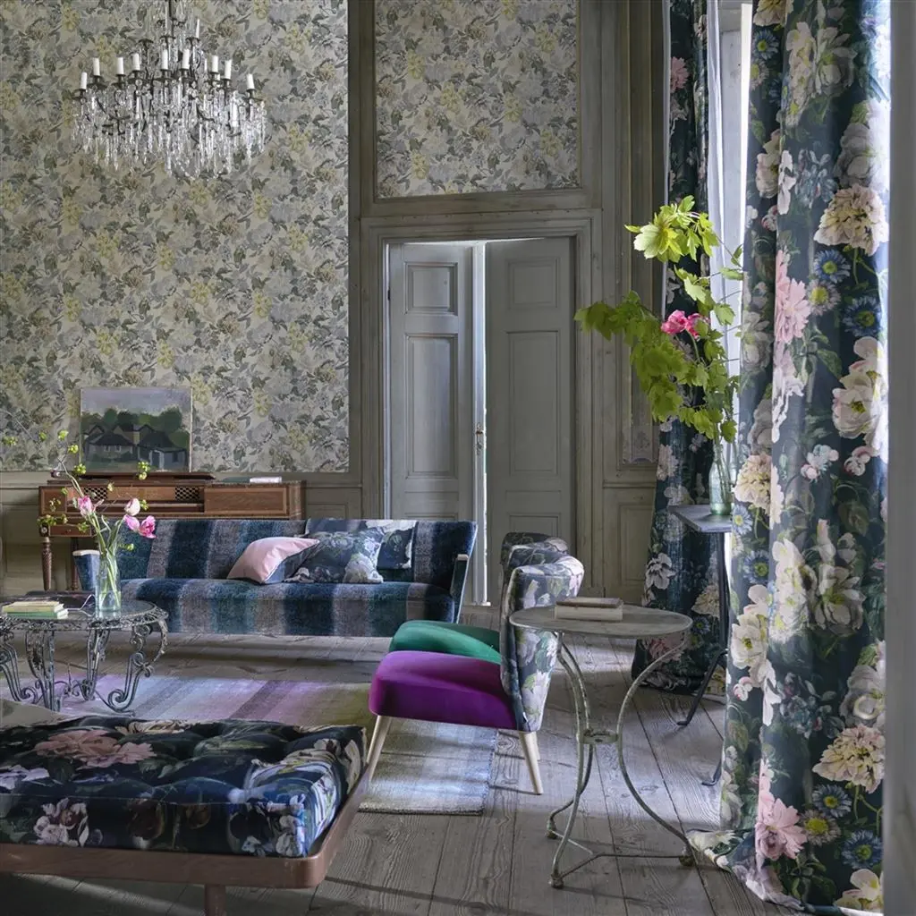 Delft Flower Duck Egg Wallpaper Designers Guild